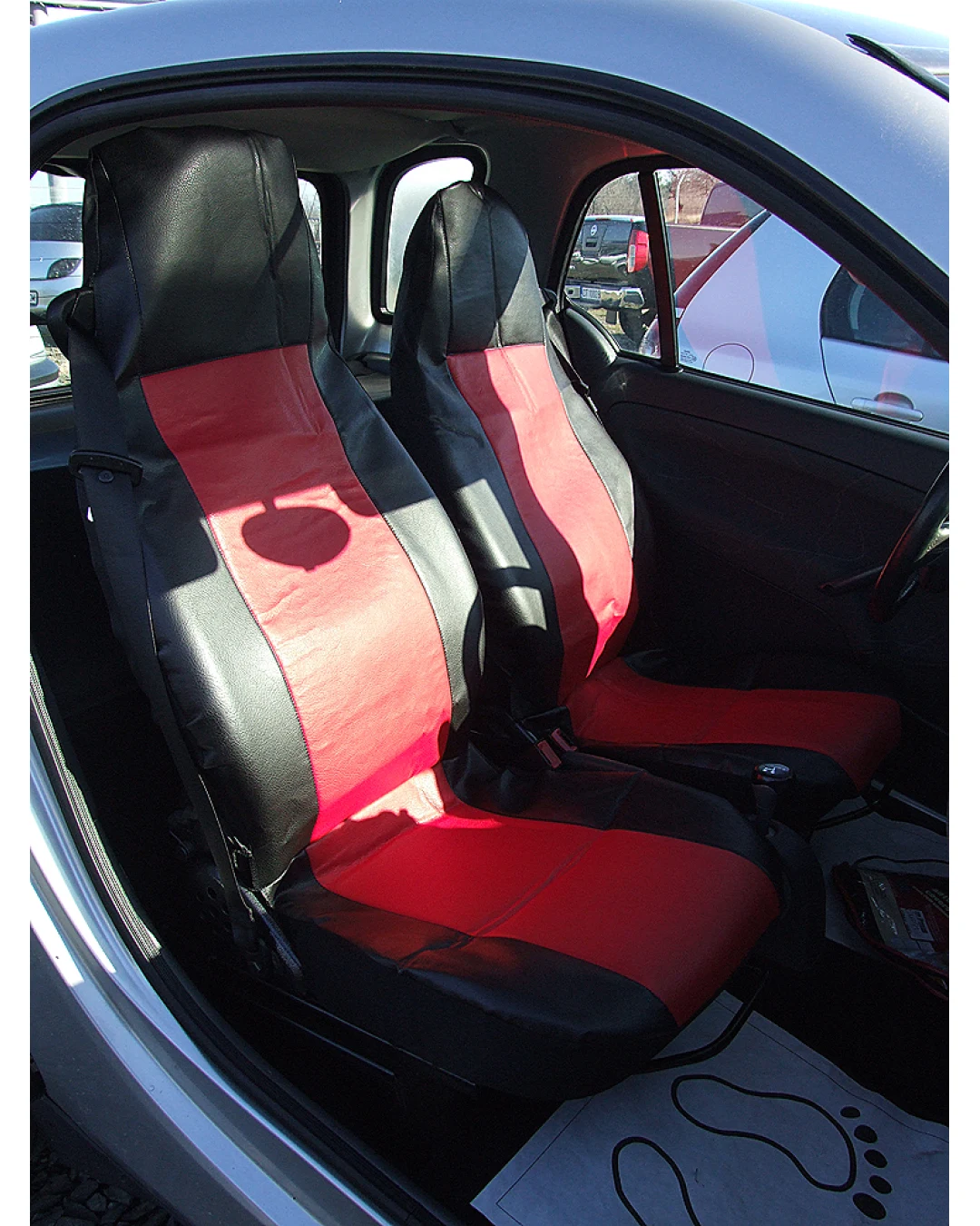 1+1 Калъфи за предни седалки, тапицерия за автомобил Smart Fortwo Смарт Форту, еко кожа червено-черно