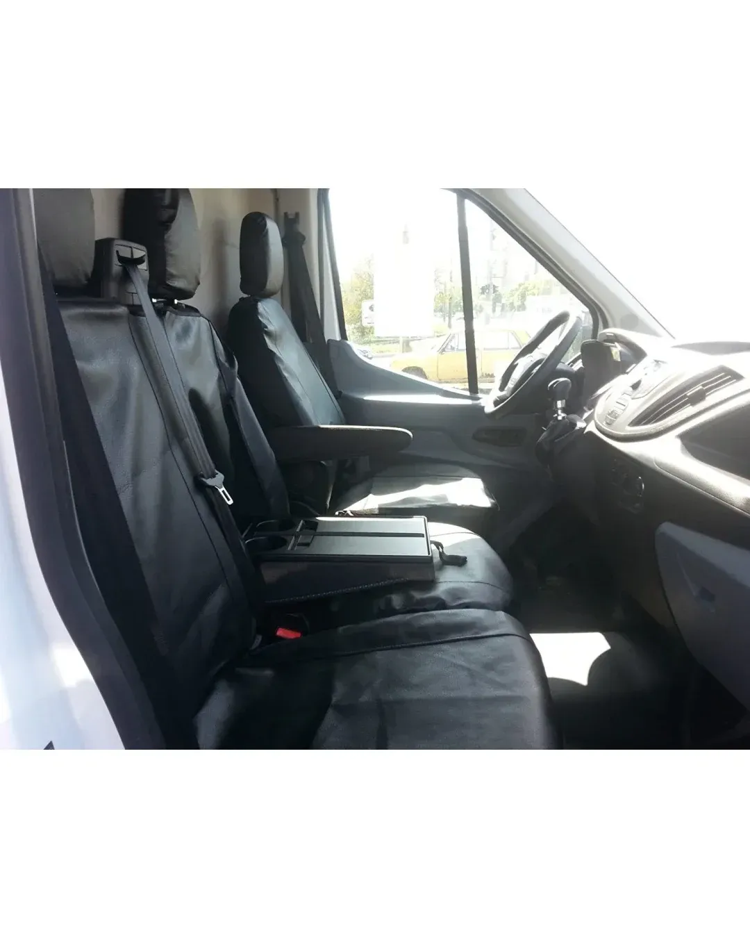 2+1 комплект калъфи / тапицерия от ЕКО кожа - специално ушити за Ford Transit 2013+ - пасват перфектно - с отвор за барчето на двойната седалка - черно