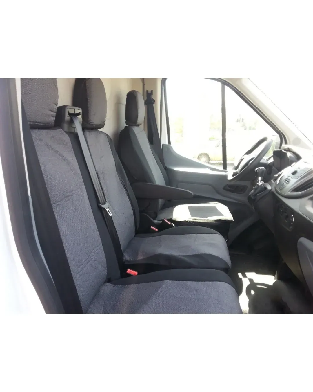 2+1 комплект калъфи / тапицерия - специално ушити за Ford Transit 2013+ - пасват перфектно - с отвор за барчето на седалка - LUXE черно-сиво