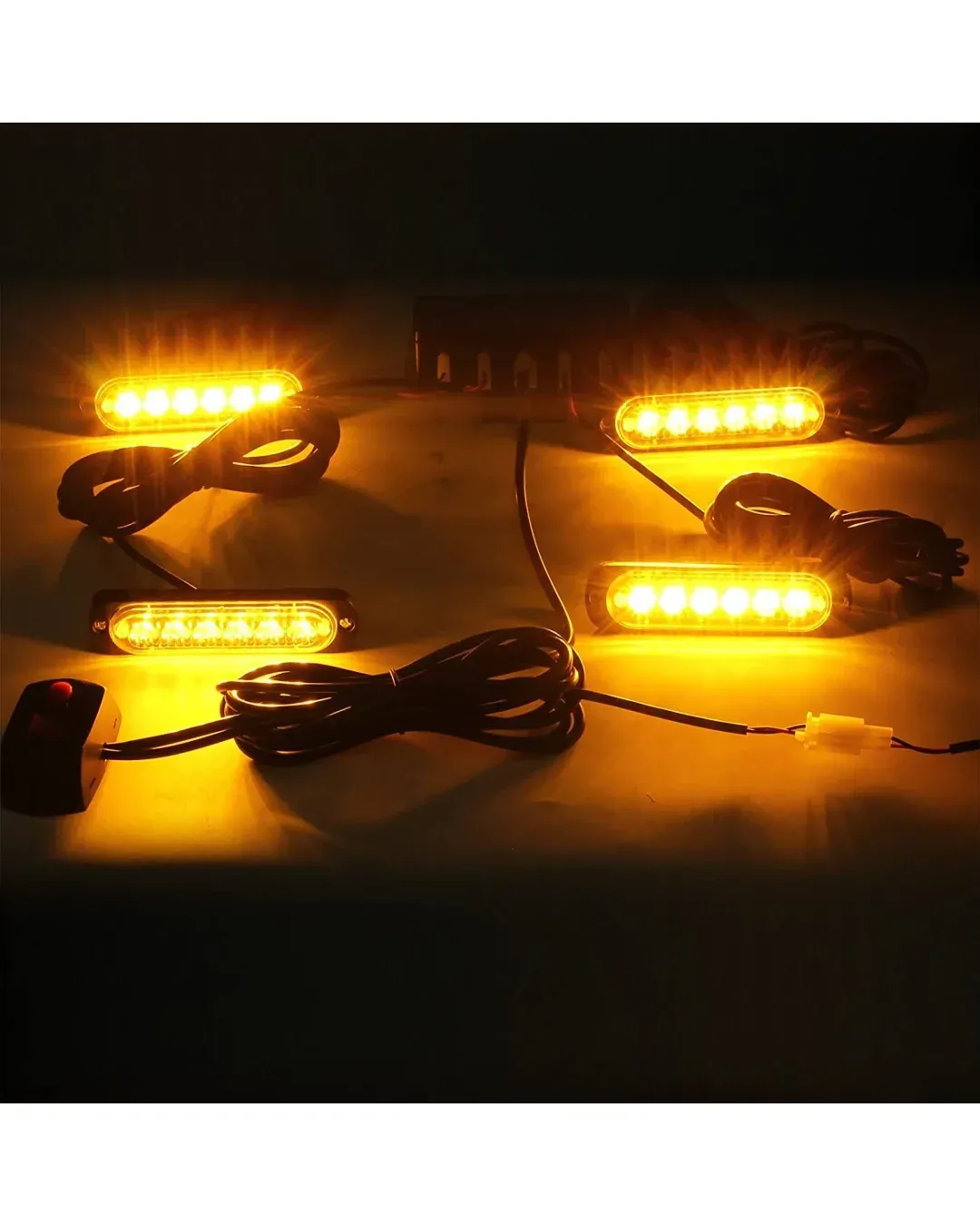 6 Led Аварийна Лампа, Жълта Блиц Светлина, Мигаща, 4 Броя с Контролер, 8 Режима На Работа, 12V