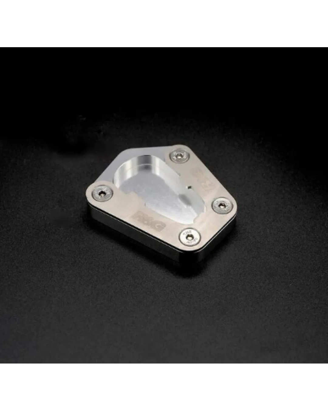 Адаптер за странична стойка R&G RACING Side Stand Shoe - Triumph Speed Triple 1200 RS/RR