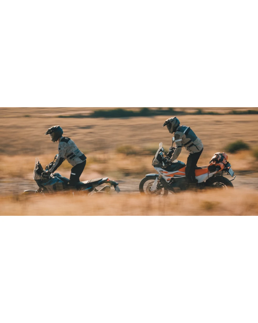 Адвенчър каска NEXX  Y.TRAVL PLAIN BLACK