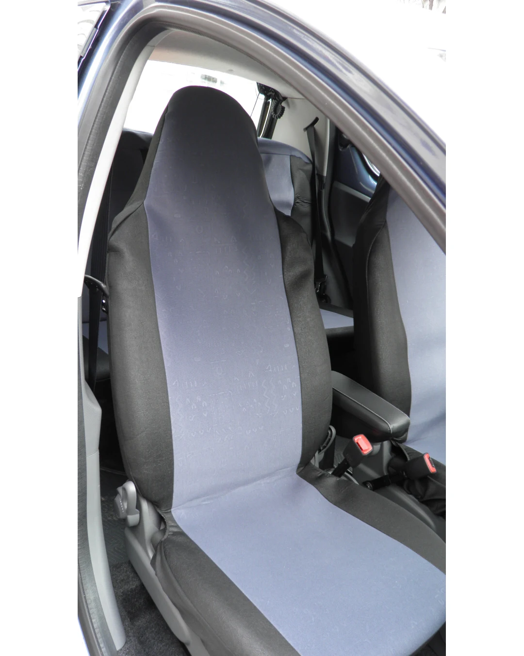 АЙГО ПЪЛЕН КОМПЛЕКТ БГ7 1/2 НА 1/2 СИВО-ЧЕРНО ТАП.