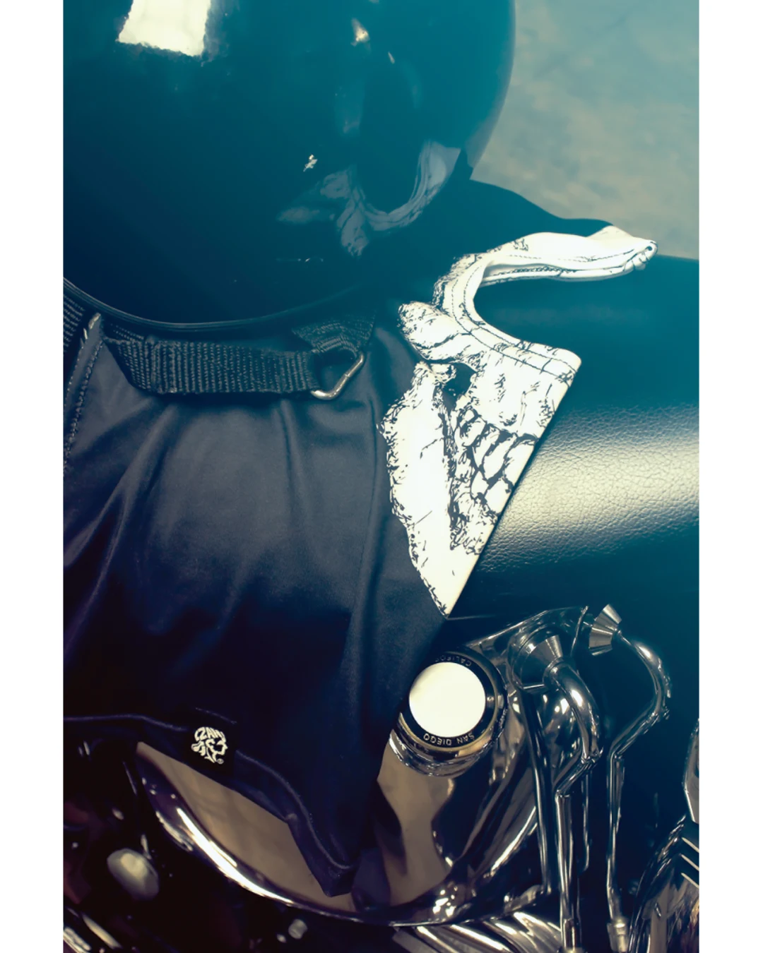 Боне  ZANheadgear POLY SKULL