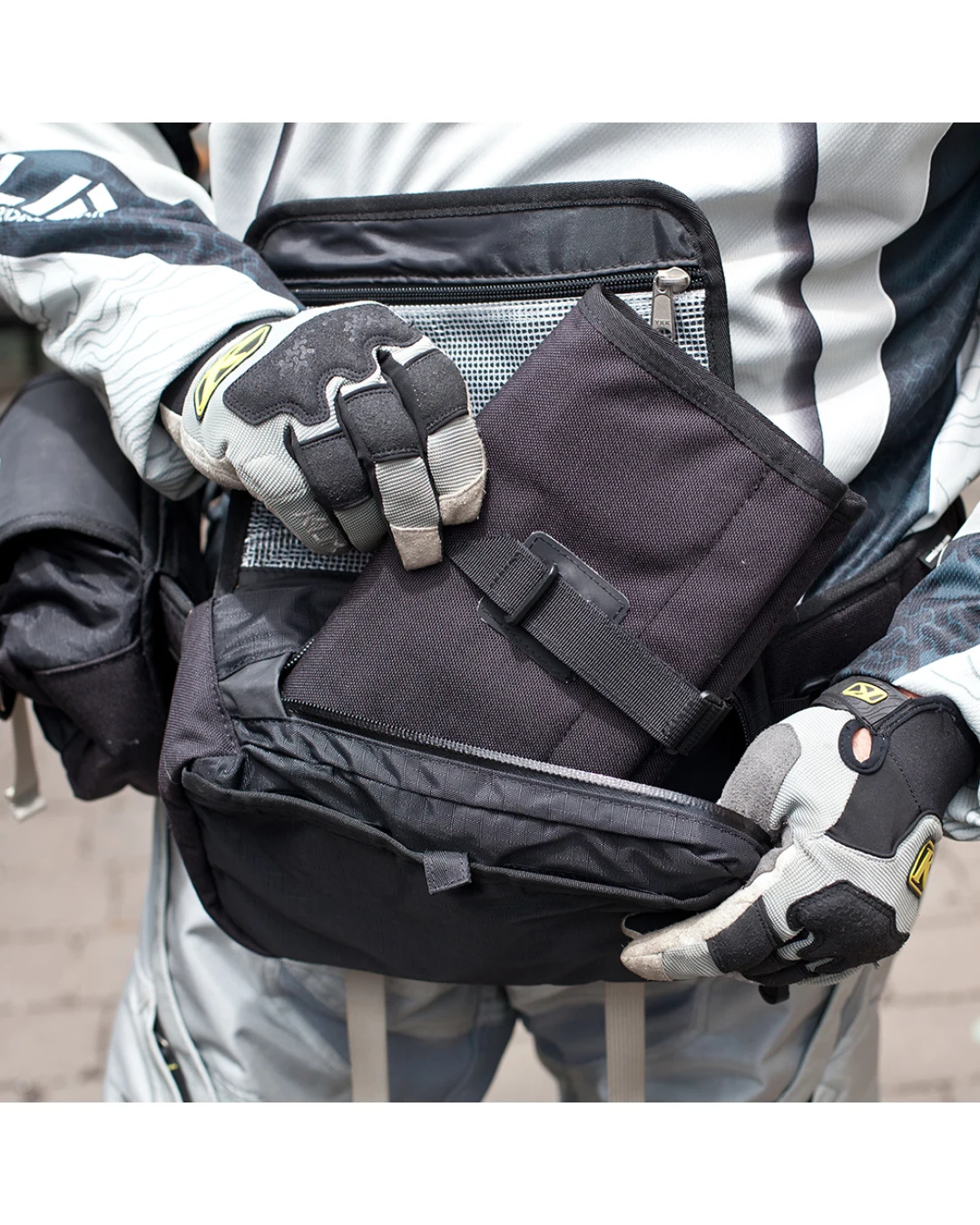 Чанта за кръст Kriega R8