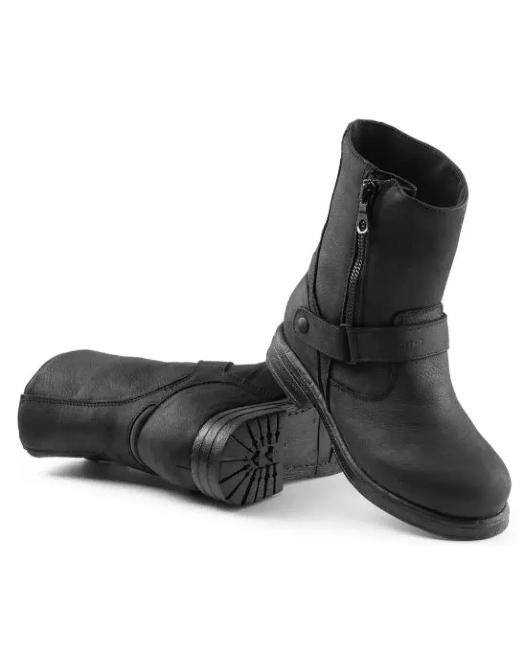 Дамски ботуши FORMA GEM DRY WP BLACK
