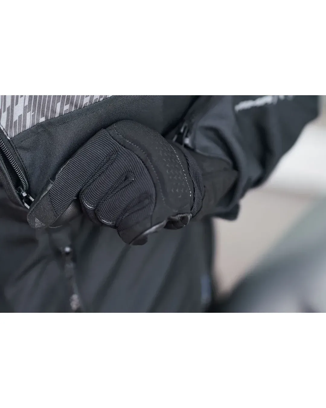 Дамски ръкавици SHIMA AIR 2.0 BLACK