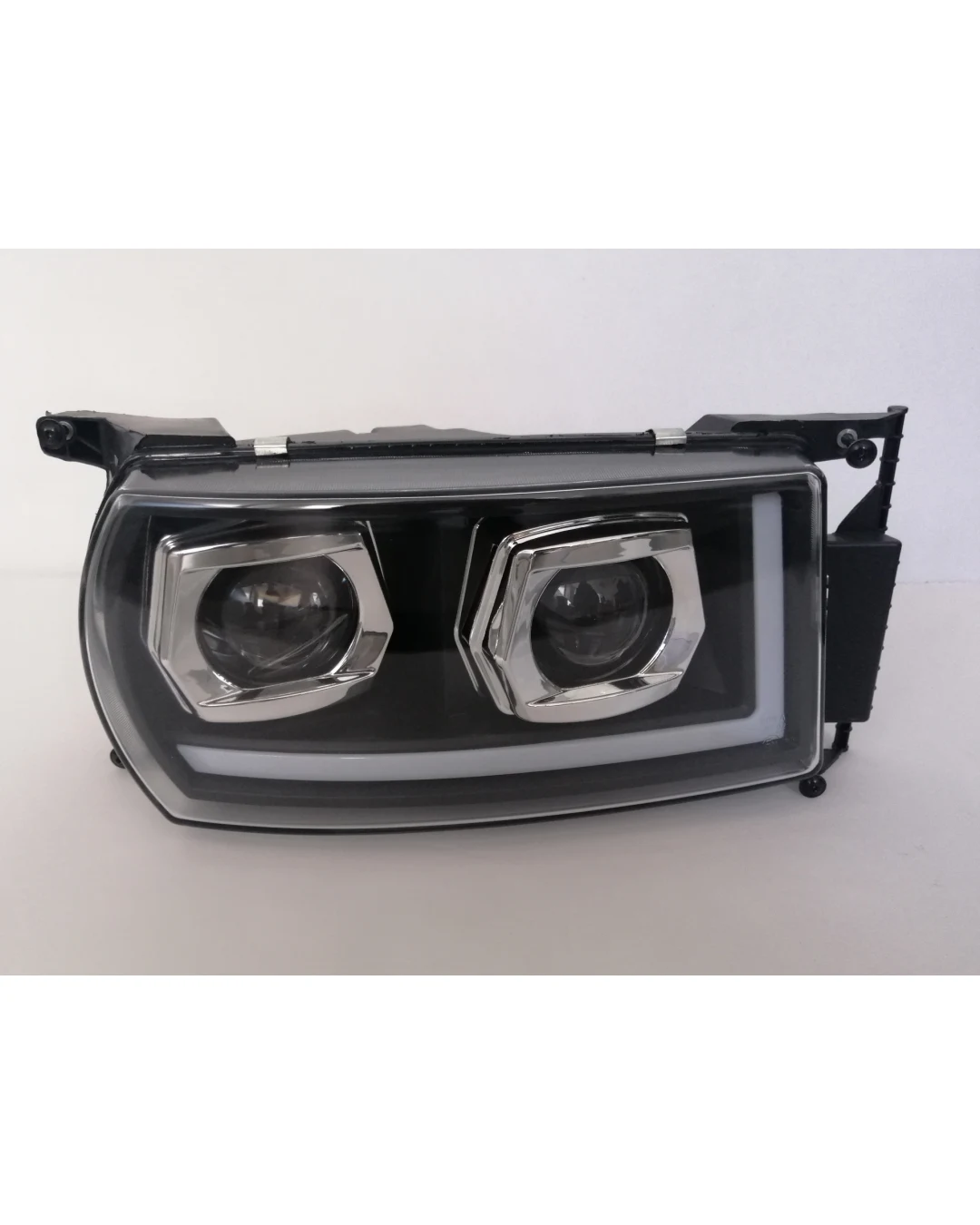 Десен LED Лед диоден преден фар с DRL дневна светлина за камион Scania P G R S R420 R500 R520 R620 P500 24V