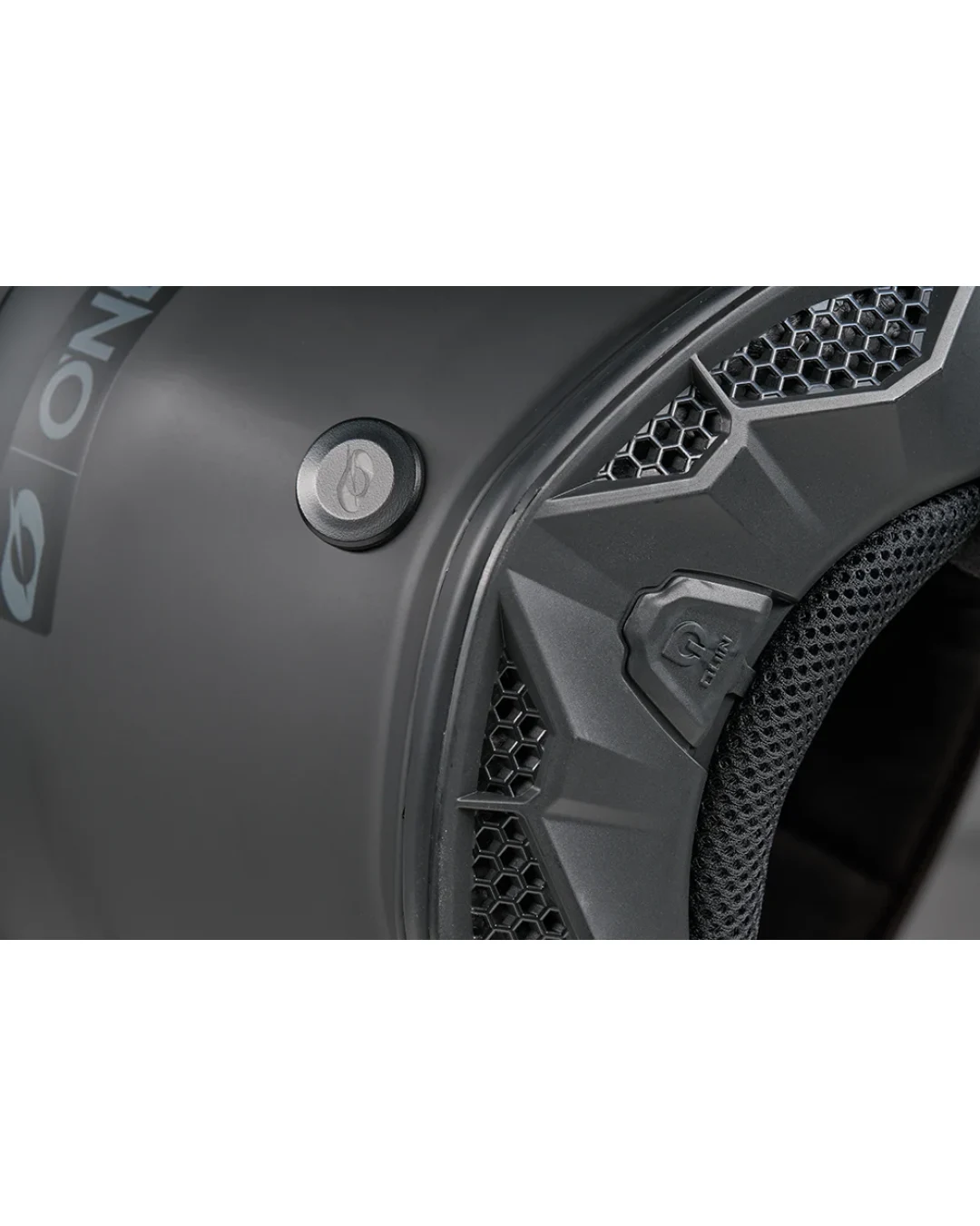 Ендуро каска O'NEAL SIERRA RS ECHO BLACK/RED V.26