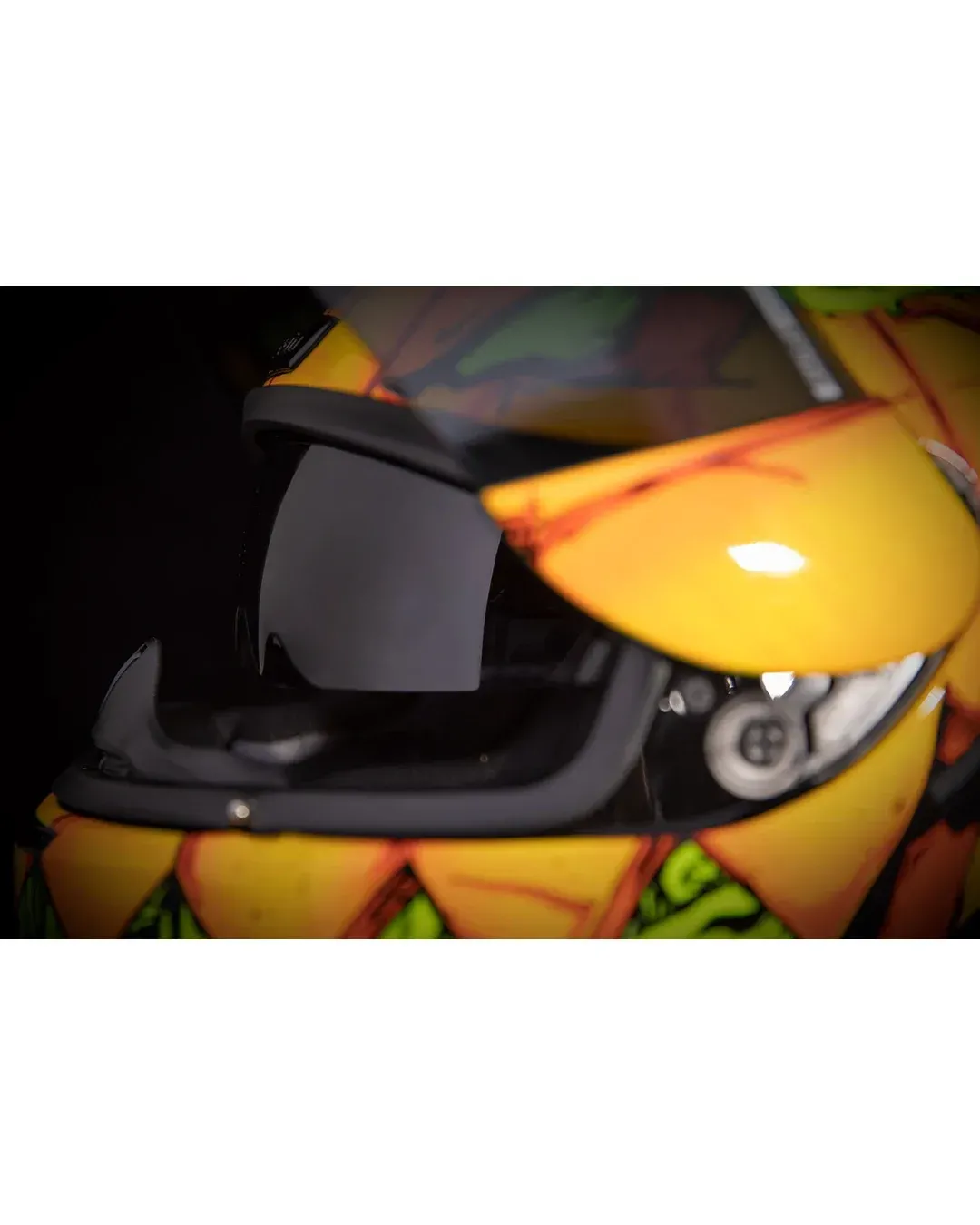 Каска ICON AIRFORM TRICK OR STREET OR