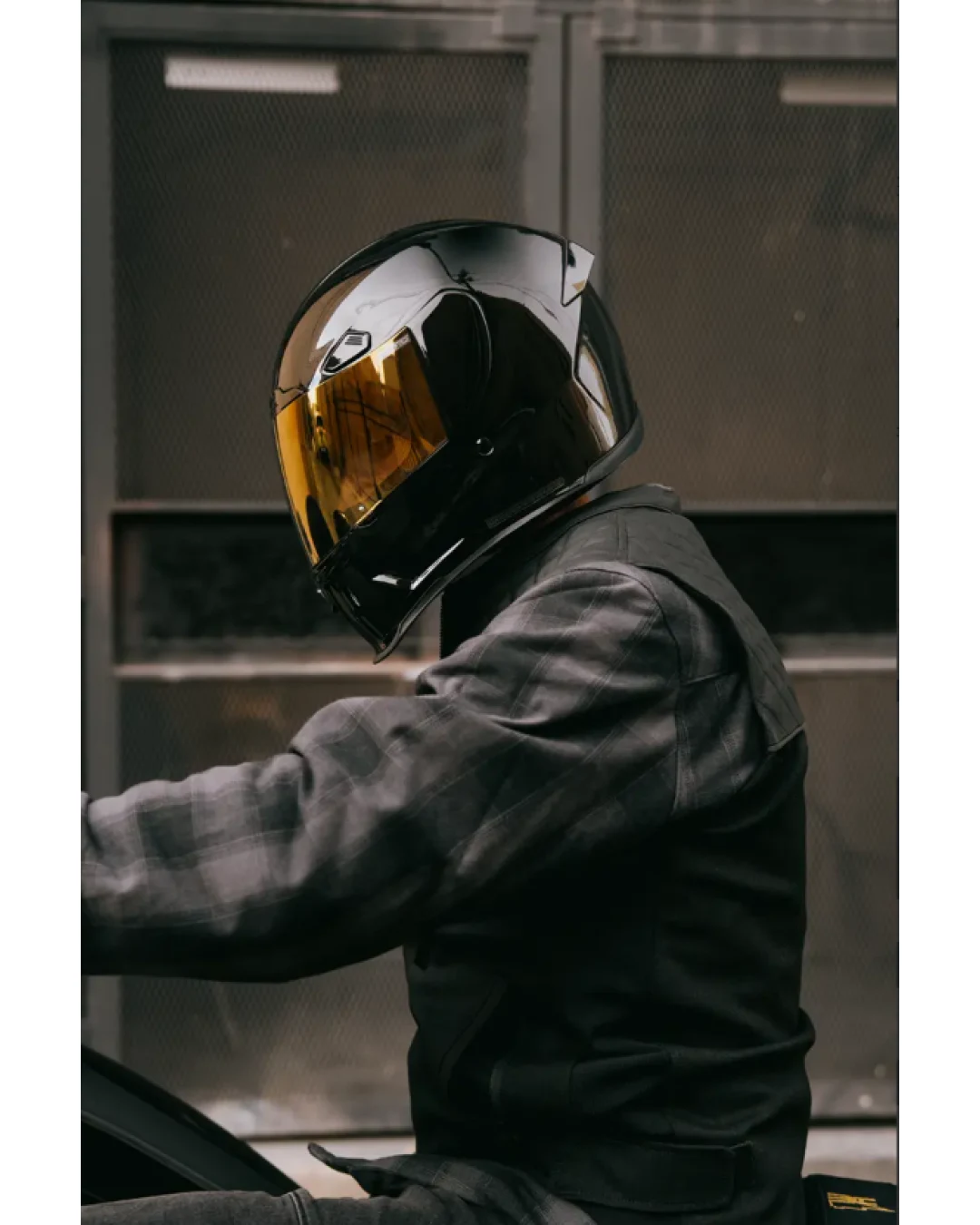 Каска ICON Airframe Pro™ BLACK GLOSS