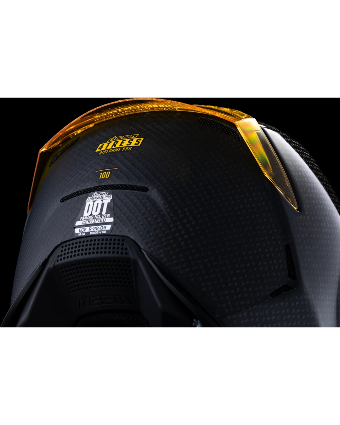 Каска ICON Airframe Pro™ Carbon 4Tress BLACK/GOLD