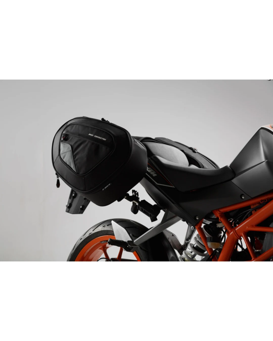 Комплект чанти за седалка SW-MOTECH BLAZE H SADDLEBAG SET DUKE 125