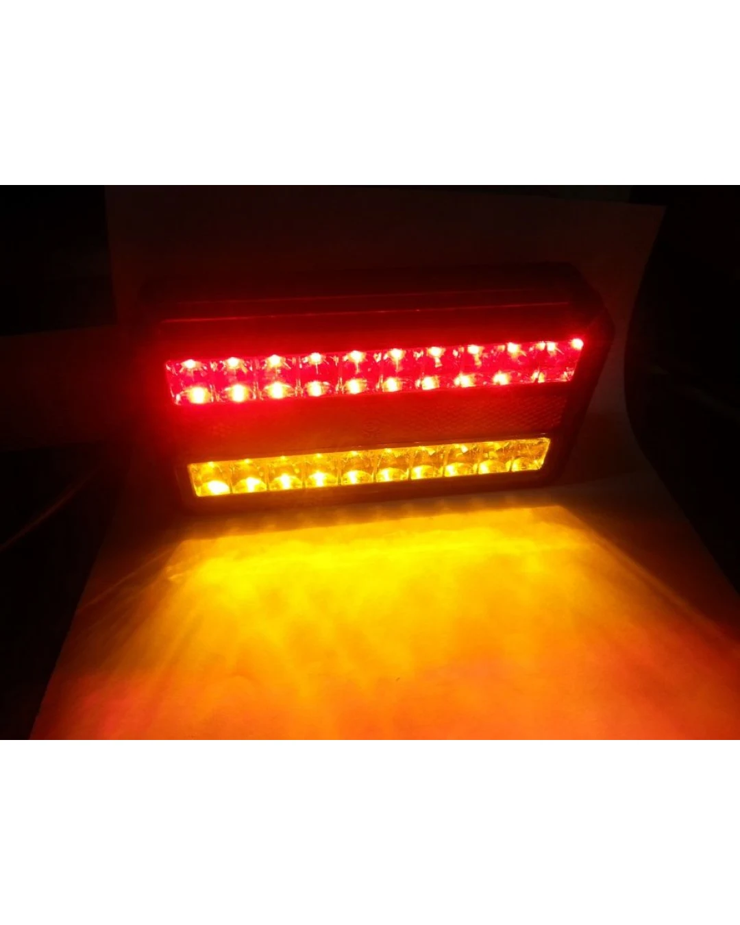 Комплект Диодни LED Лед стопове за Бус Камион Тир Ремарке Караванa с 4 функции 12V