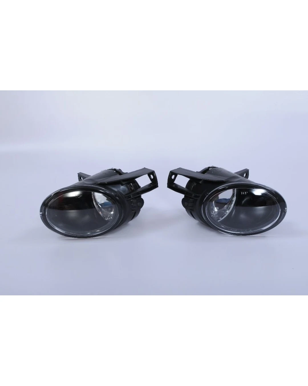 Комплект халогени за мъгла за Volkswagen Passat 3C B6 2006–2009 OEM 3C0941699A / 3C0941700A