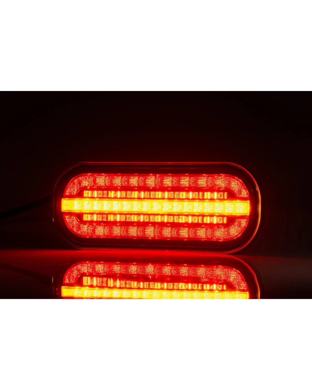 Комплект LED Светодиодни Стопове с Динамичен Мигач, С Букса , 3 Функции, Е-Мark, 12V-24V