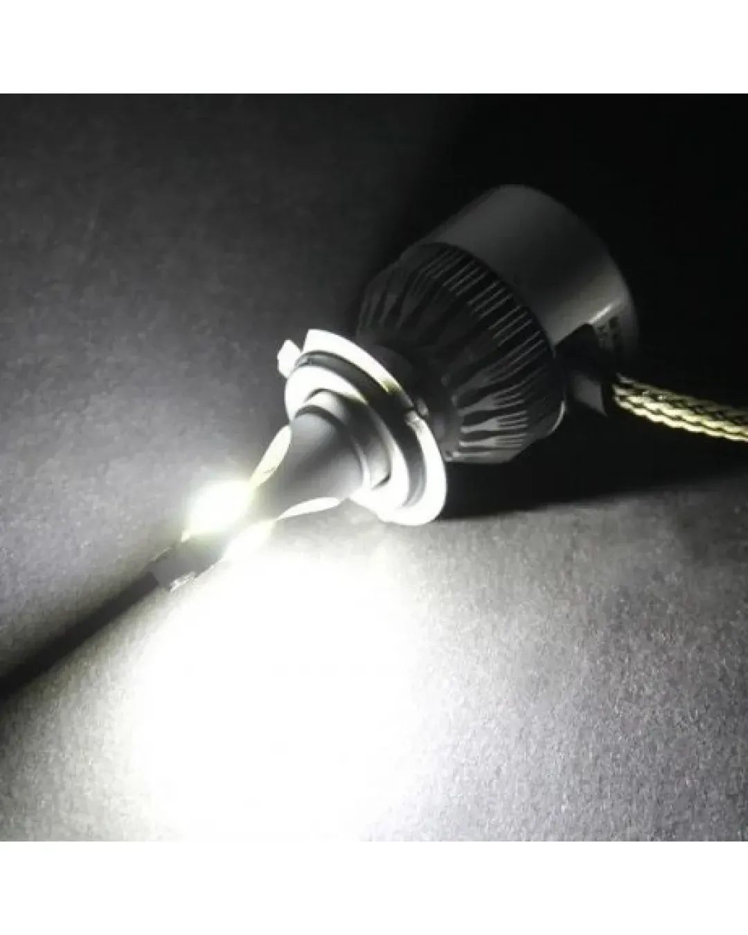 Комплект от 2 броя LED ЛЕД диодни крушки за фар халоген HB3 ХБ3 12V 36W