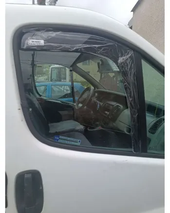Комплект от 2бр. ветробрани за Renault TRAFIC / Opel VIVARO / Nissan PRIMASTAR 2001 - 2014