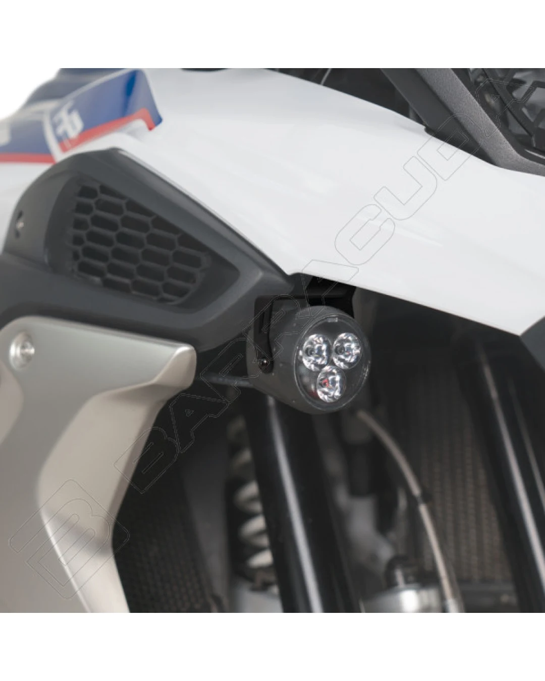 КОМПЛЕКТ СКОБИ ЗА ДОПЪЛНИТЕЛНИ СВЕТЛИНИ BARRACUDA BMW GS
