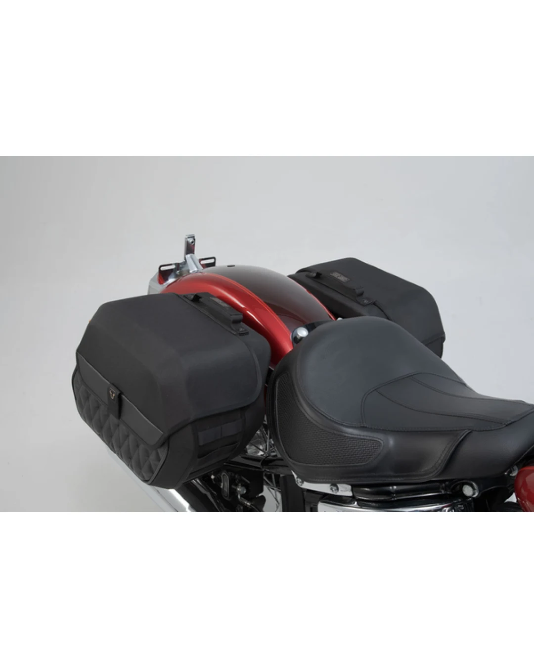 Комплект странични чанти SW-MOTECH LH SIDE BAG SYS LEGEND FLDE 1750 ABS
