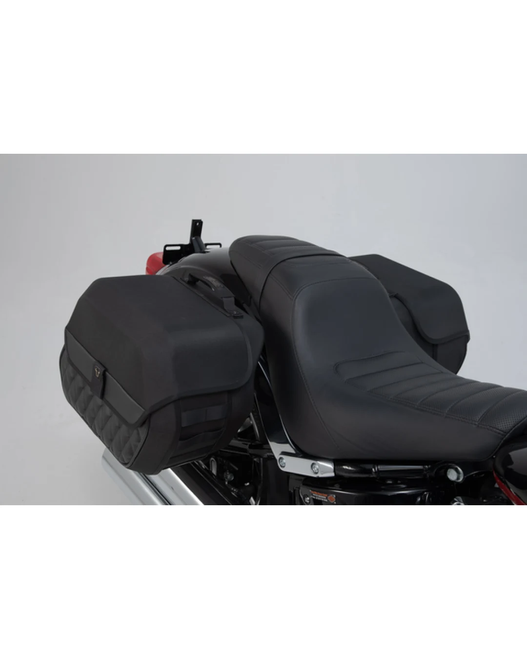 Комплект странични чанти SW-MOTECH LH SIDE BAG SYS LEGEND FXLR 1750 ABS 22