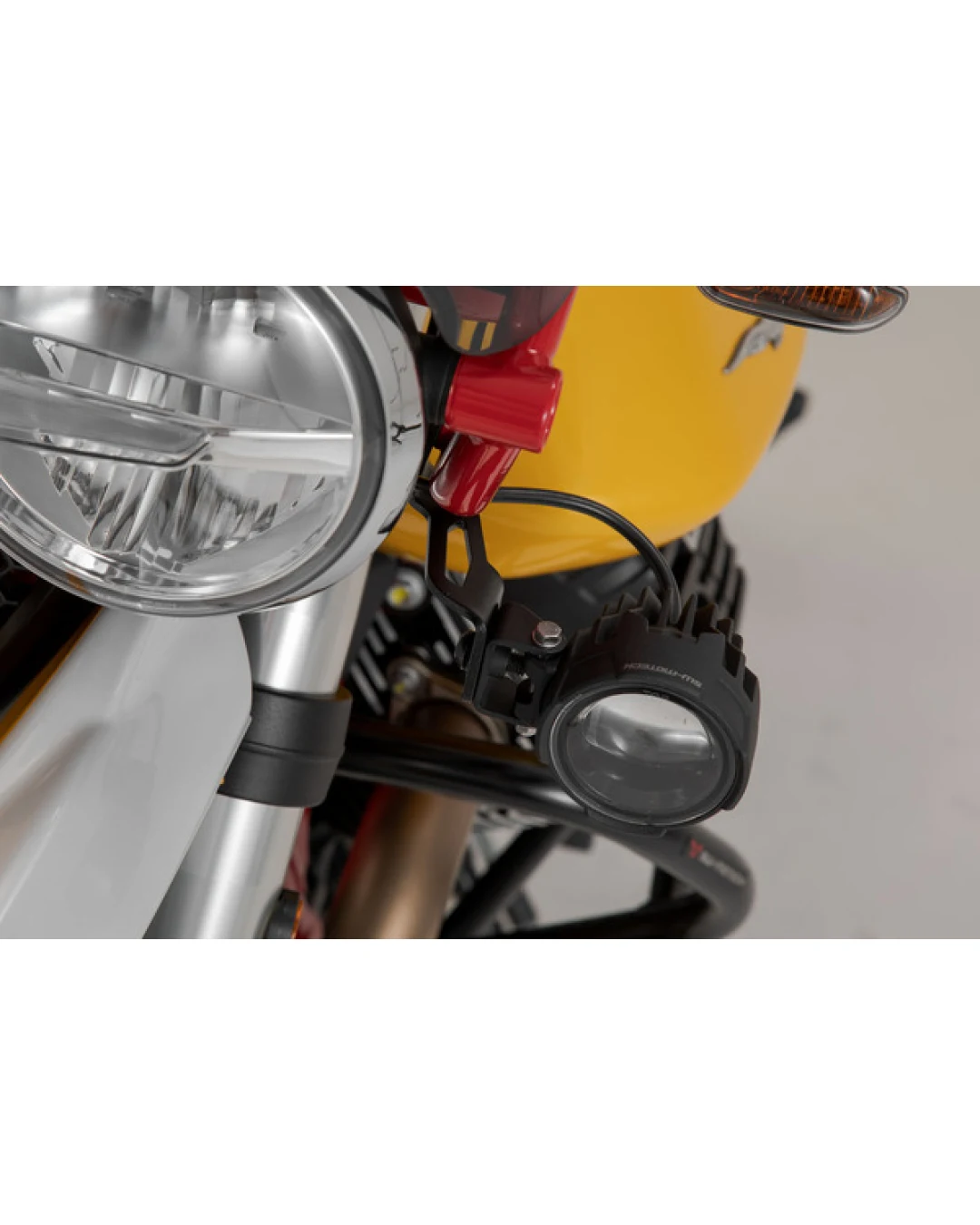 Комплект за монтаж на светлини SW-MOTECH LIGHT MOUNTS V85 TT