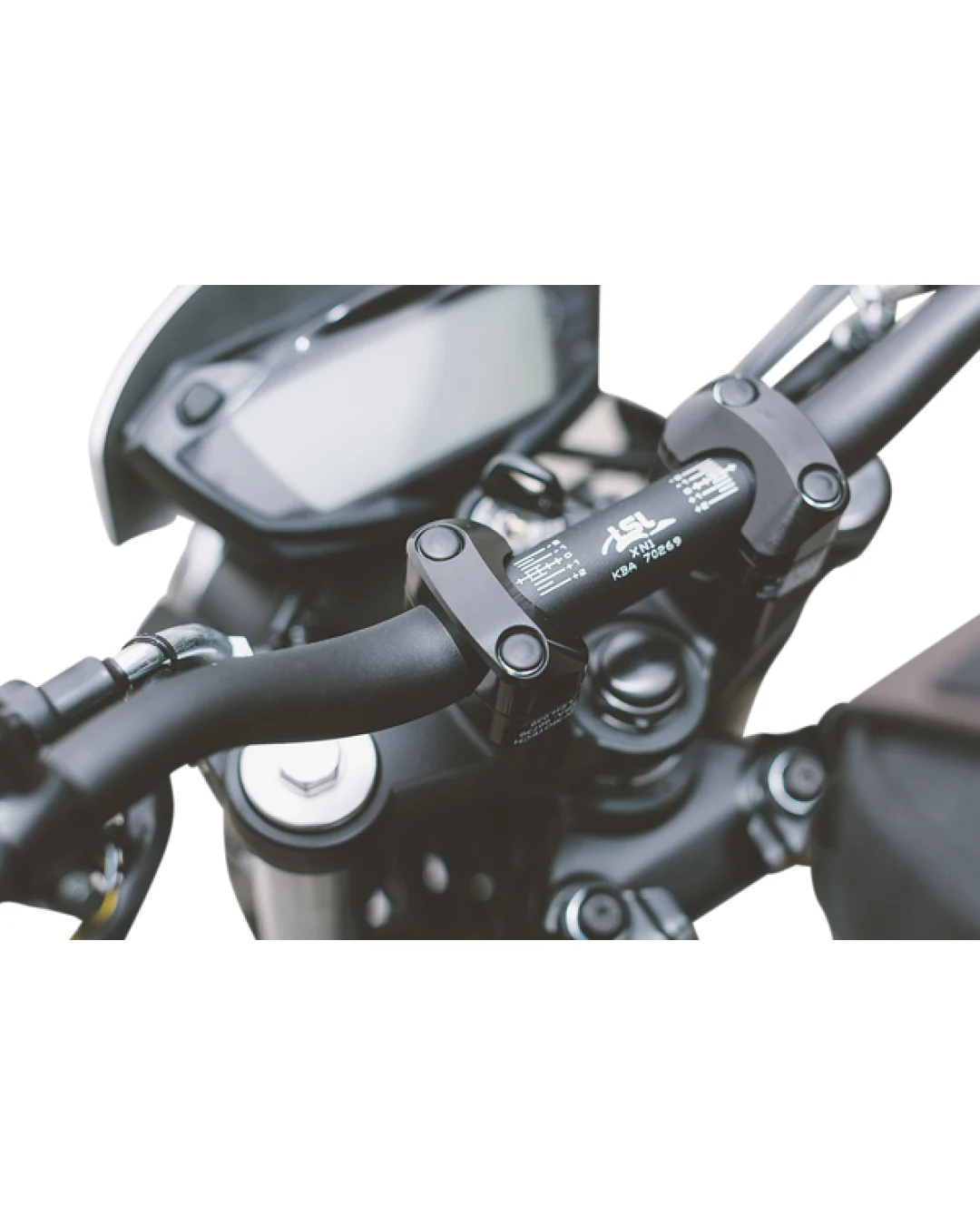Кормило SW-MOTECH HANDLEBAR SBIKE ADPT 28.6 SV 650 ABS 20