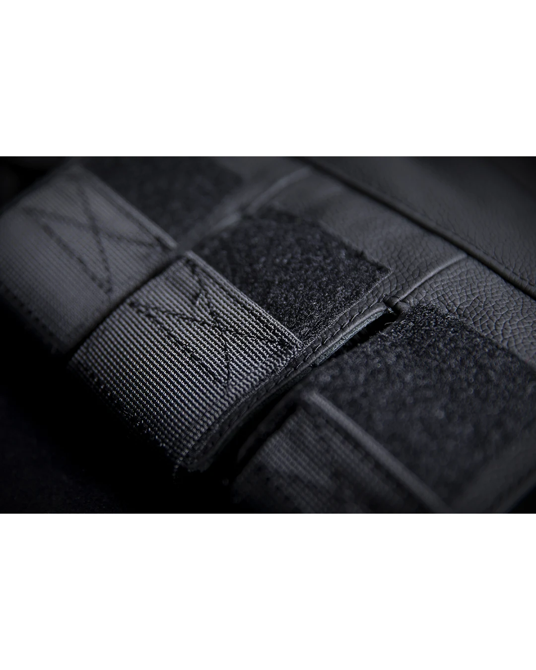 Кожен мото елек ICON VEST RED D3O