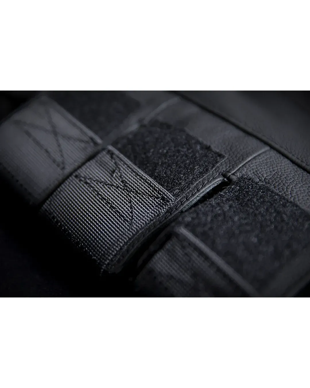 Кожен мото елек ICON VEST RED D3O