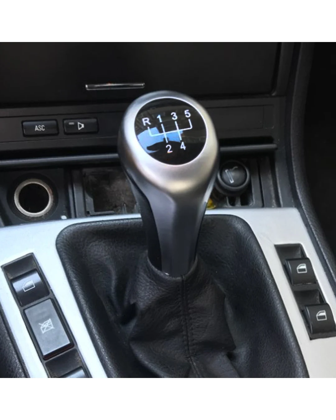 Кожена Лукс Топка за скоростен лост За BMW Бмв X1 X3 X5 E53 E83 E81, E82, E87 E90, E91, E92 E60, E61 6 Скорости + Задна