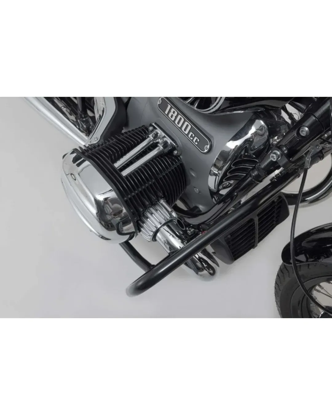 Краш бар SW-MOTECH CRASH BAR R 18 ABS