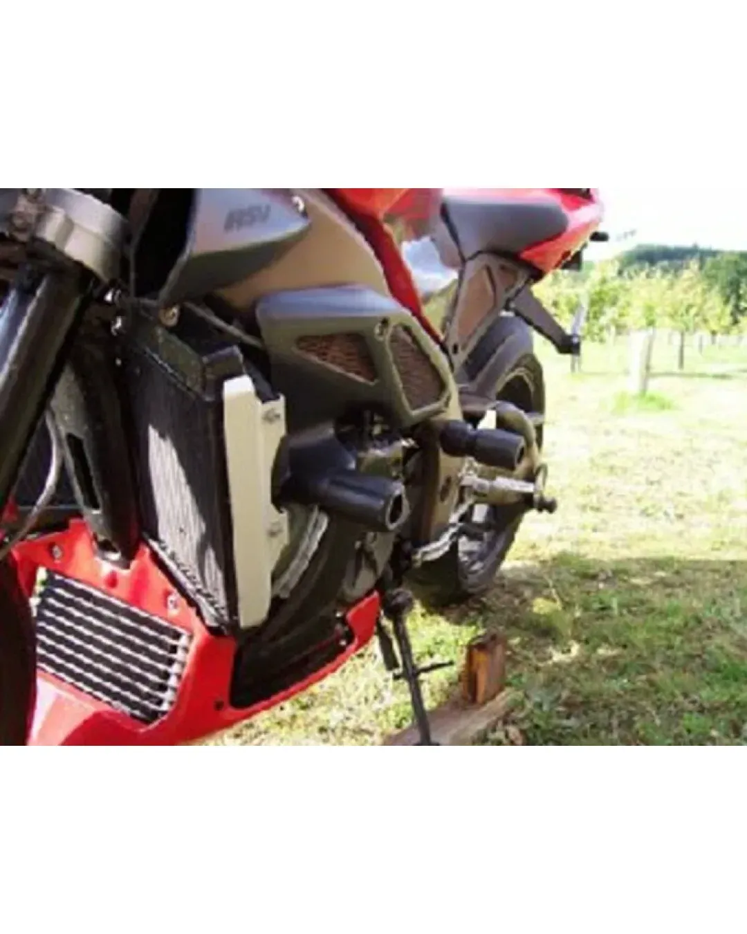 Краш тапи R&G RACING Aero Crash Protectors Black Aprilia Tuono 1000 03-05