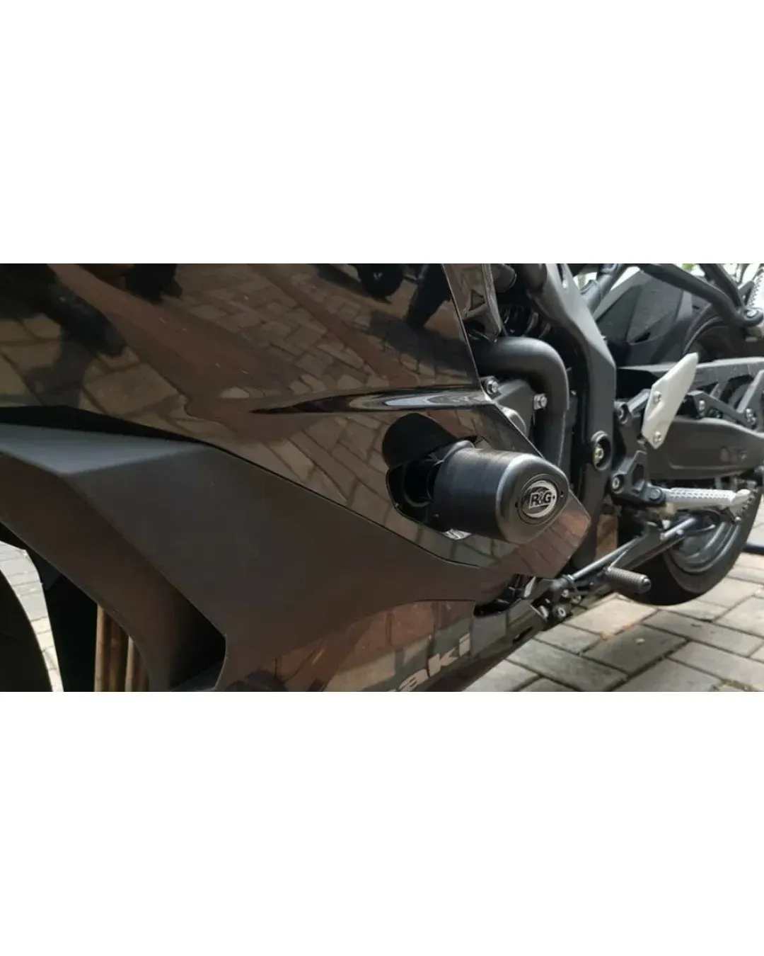 Краш тапи R&G RACING Aero Crash Protectors Black Kawasaki ZX-4RR 23-26
