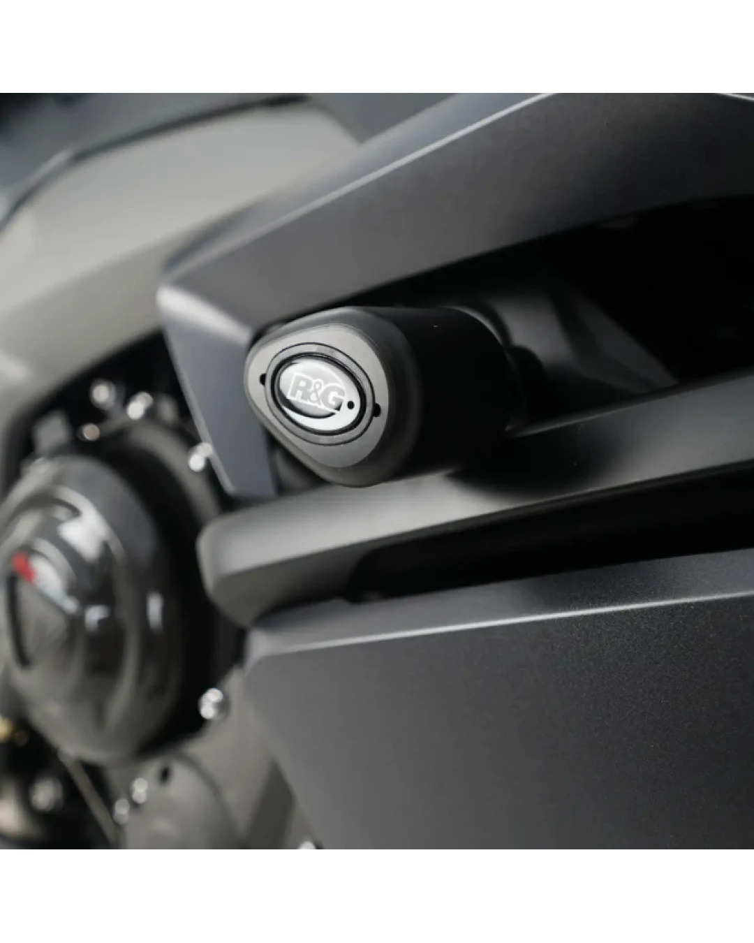 Краш тапи R&G RACING Crash Protectors - Aero Style Triumph Daytona 660 24-26