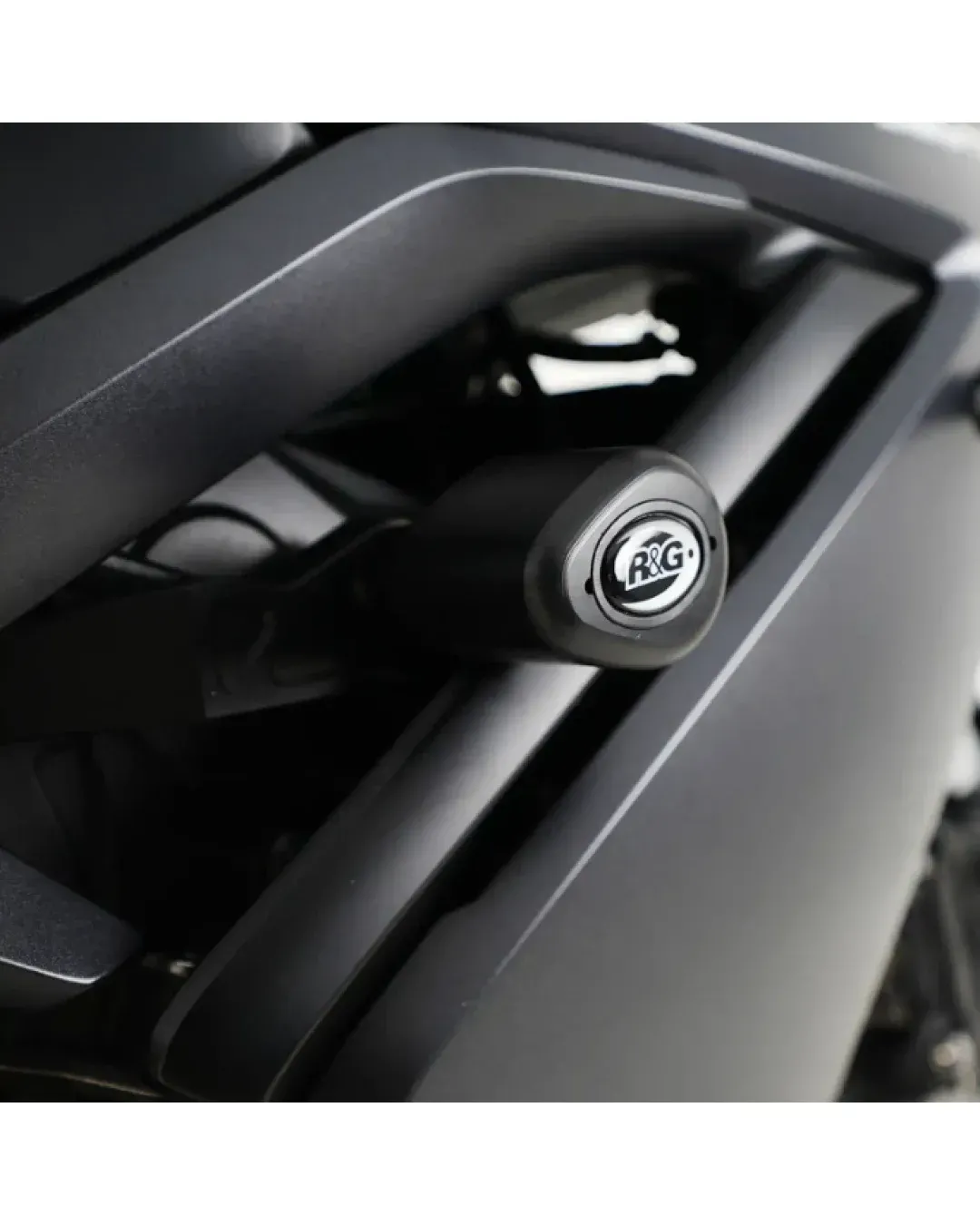 Краш тапи R&G RACING Crash Protectors - Aero Style Triumph Daytona 660 24-26