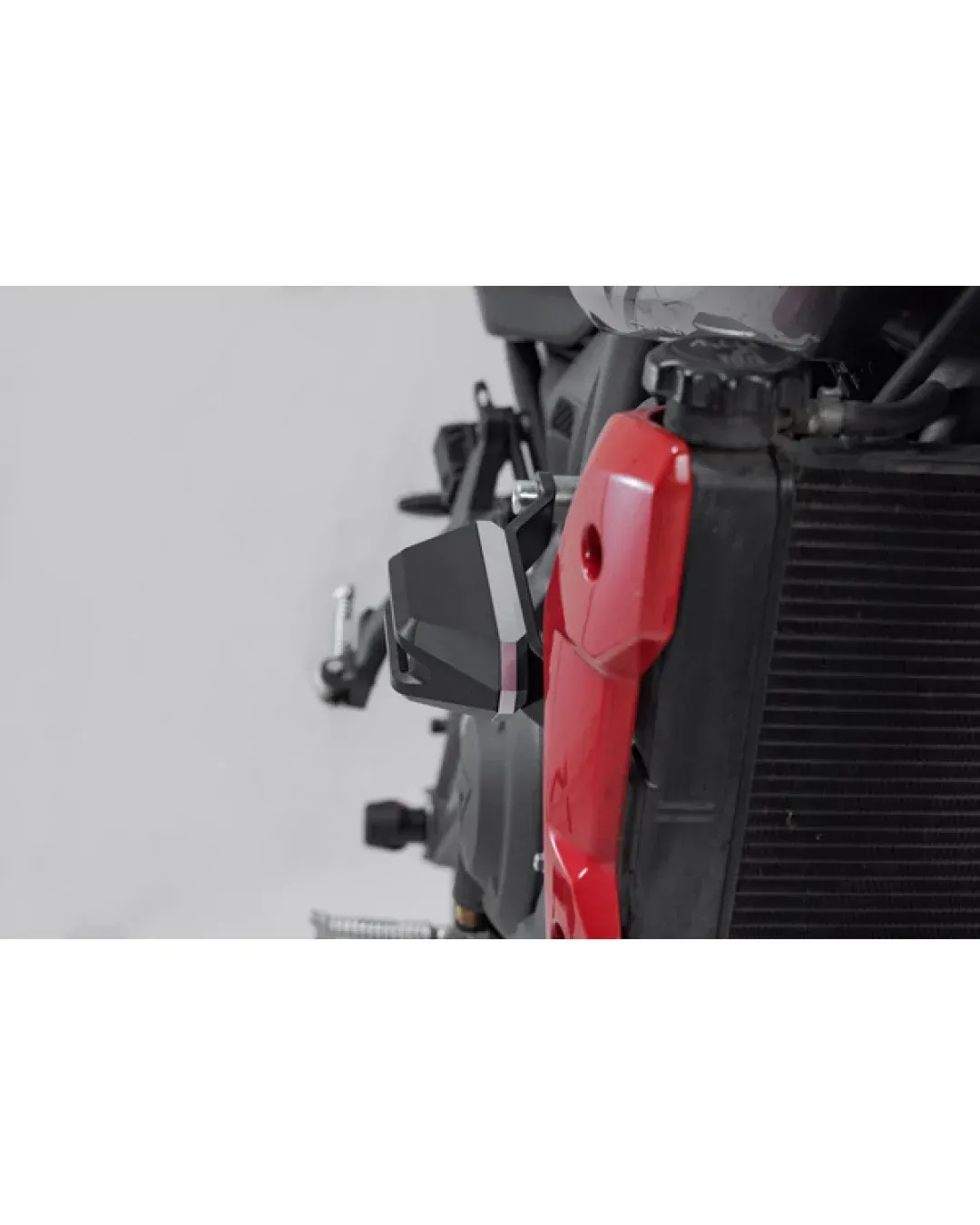 Краш тапи SW-MOTECH FRAME SLIDER KIT TRIDENT 660 ABS