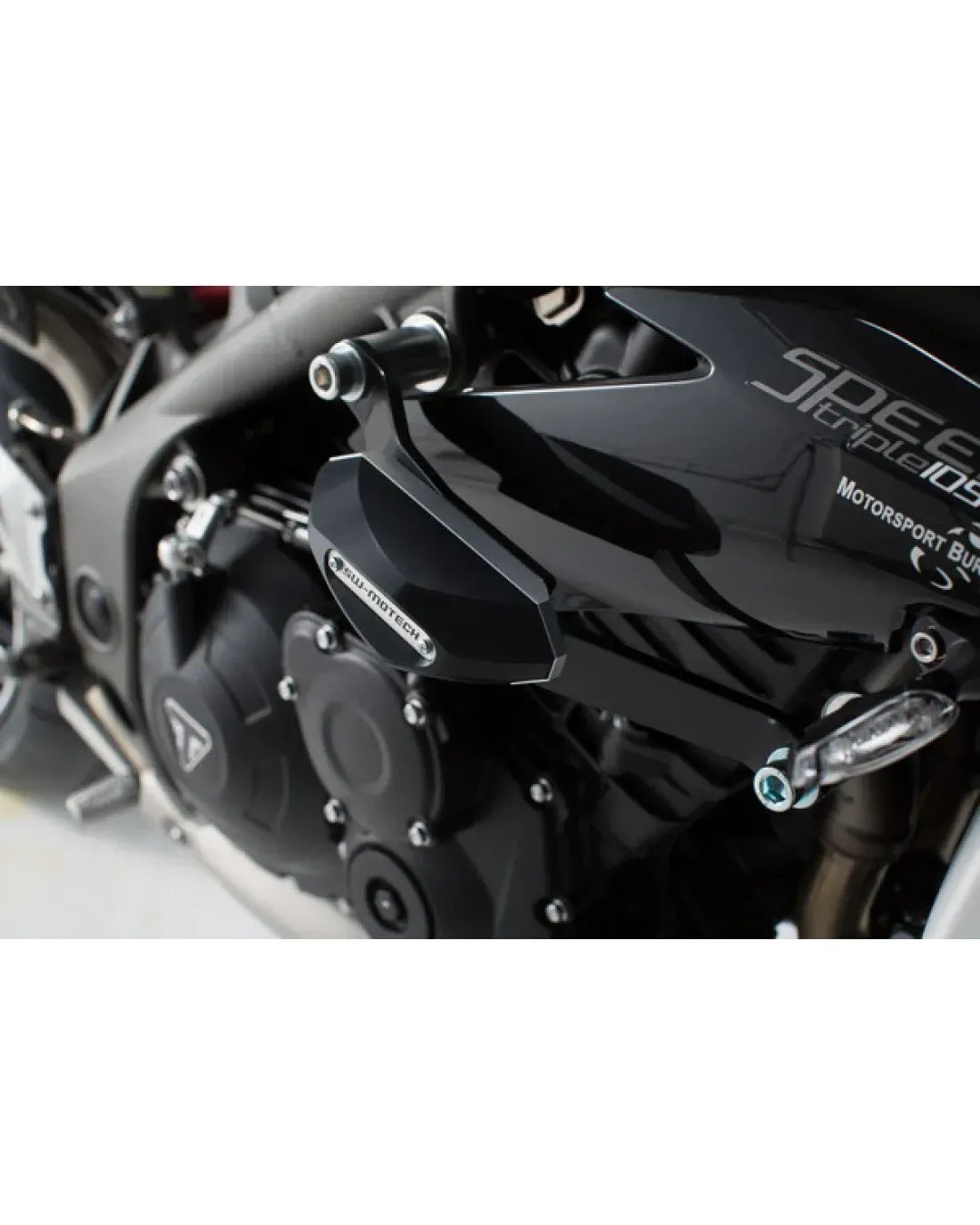 Краш тапи SW-MOTECH FRAME SLIDER SET SPEED TRIPLE 1050 RS ABS 20