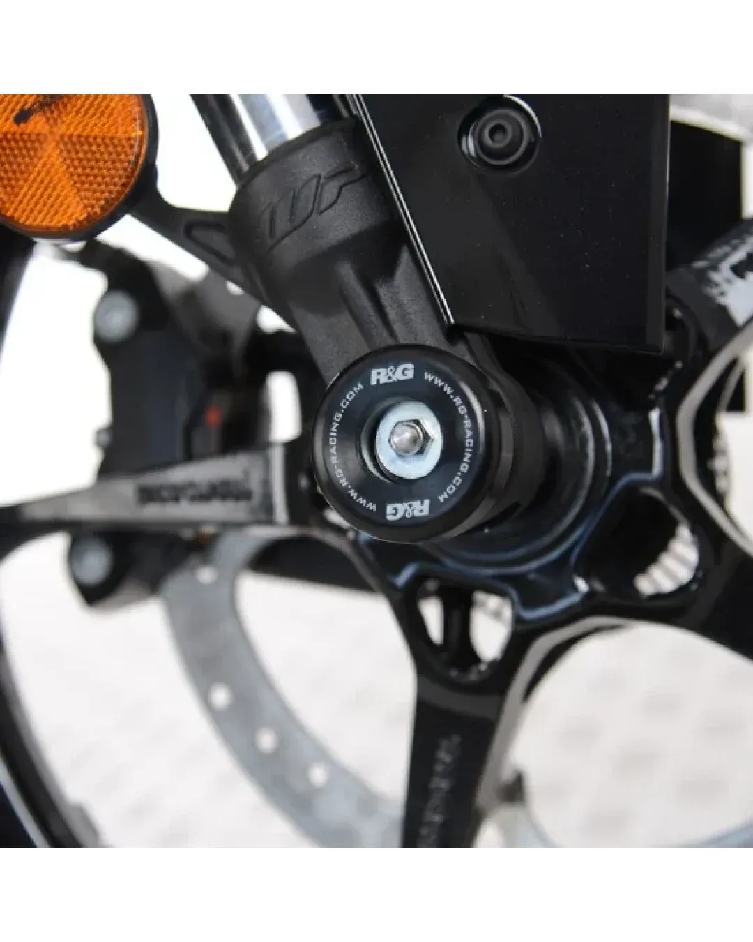 Краш тапи за ост R&G RACING Fork Protectors Black KTM RC 125 22-26 / 390 22-26 / Duke 125 /390 24-26