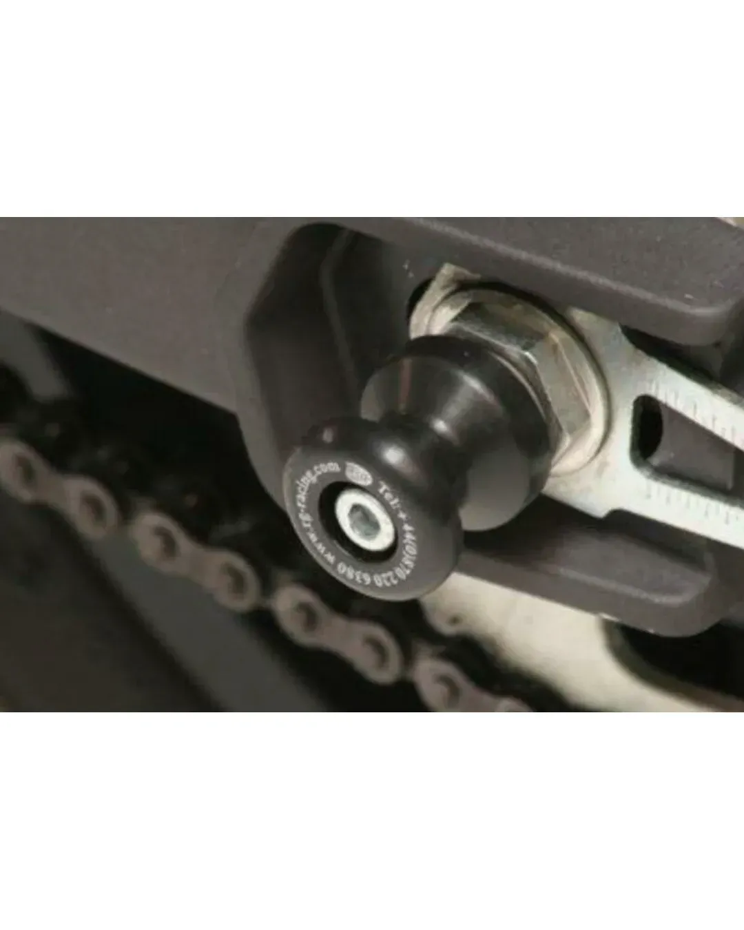 Краш тапи за ост R&G RACING swing arm protection Ducati MONSTER 696 '08-14