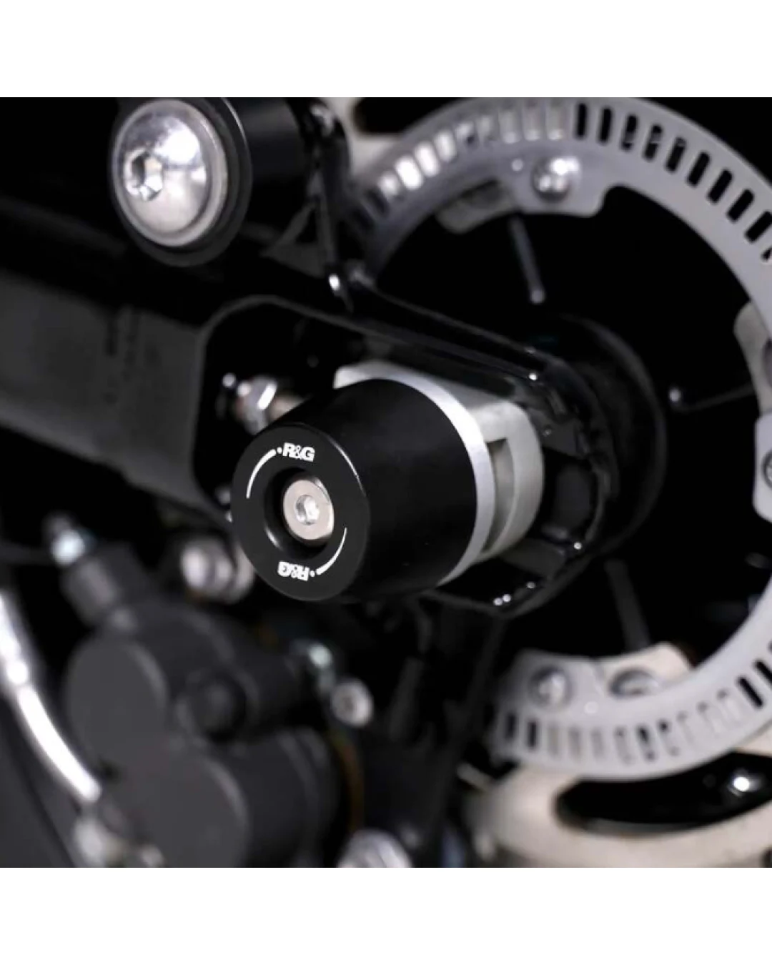 Краш тапи за ост R&G RACING Swingarm Protection Triumph Scrambler 900 23 / Speed Twin 1200 24-26 / 900 25-26