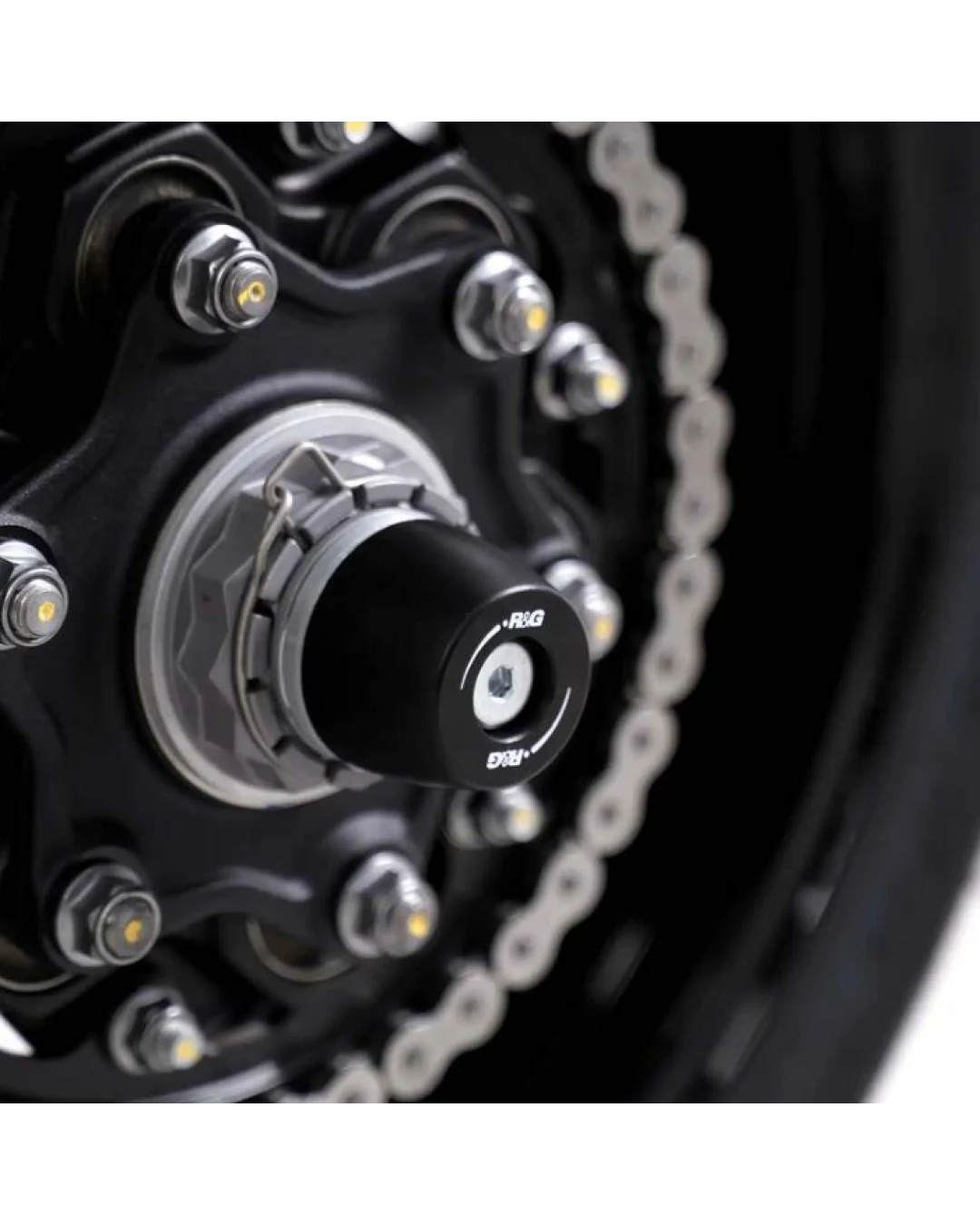 Краш тапи за ост R&G RACING Swingarm Protection Triumph Speed Triple 1200 RS 21-26 / RR 22-25