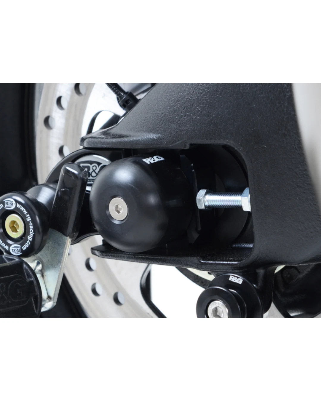 Краш тапи за ост R&G RACING Swingarm Protectors Black Suzuki GSX-S 1000 ABS/FA 16-21