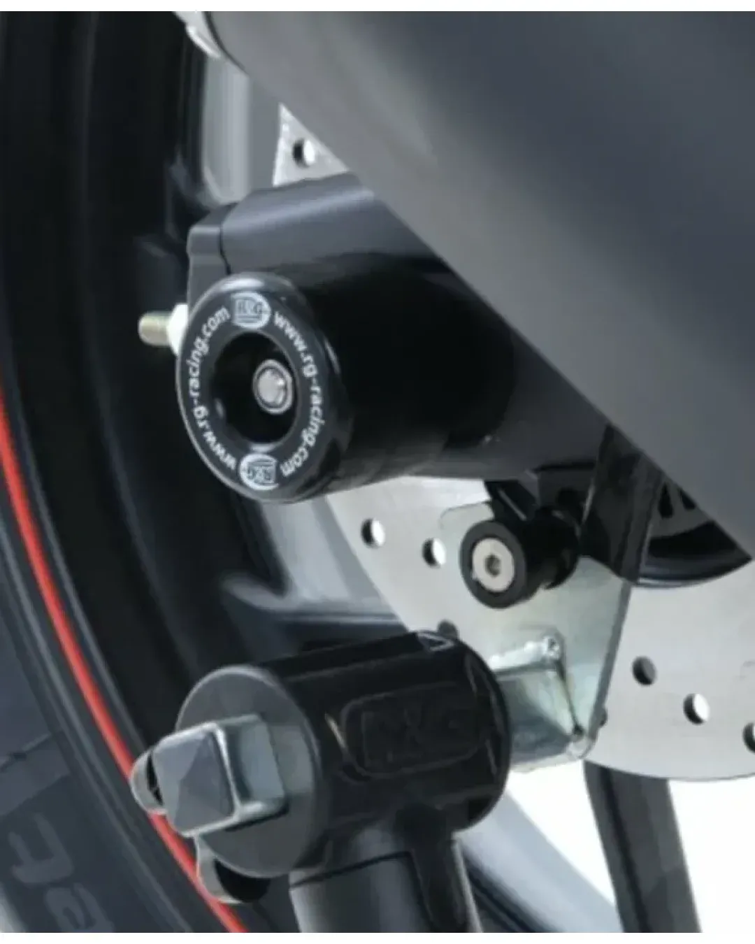 Краш тапи за ост R&G RACING swingarm protectors black Yamaha YZF-R3 16-26
