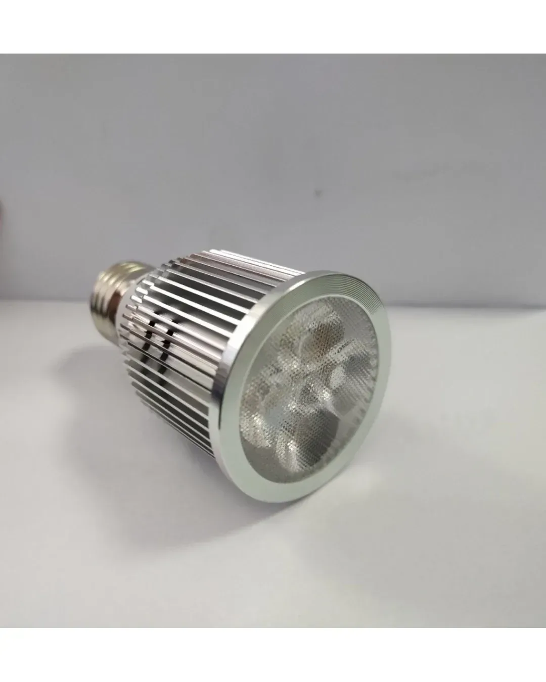 LED ЛЕД Диодна Крушка YH-E27-5S5A Топло Бяла Светлина 3000-3500K 220V