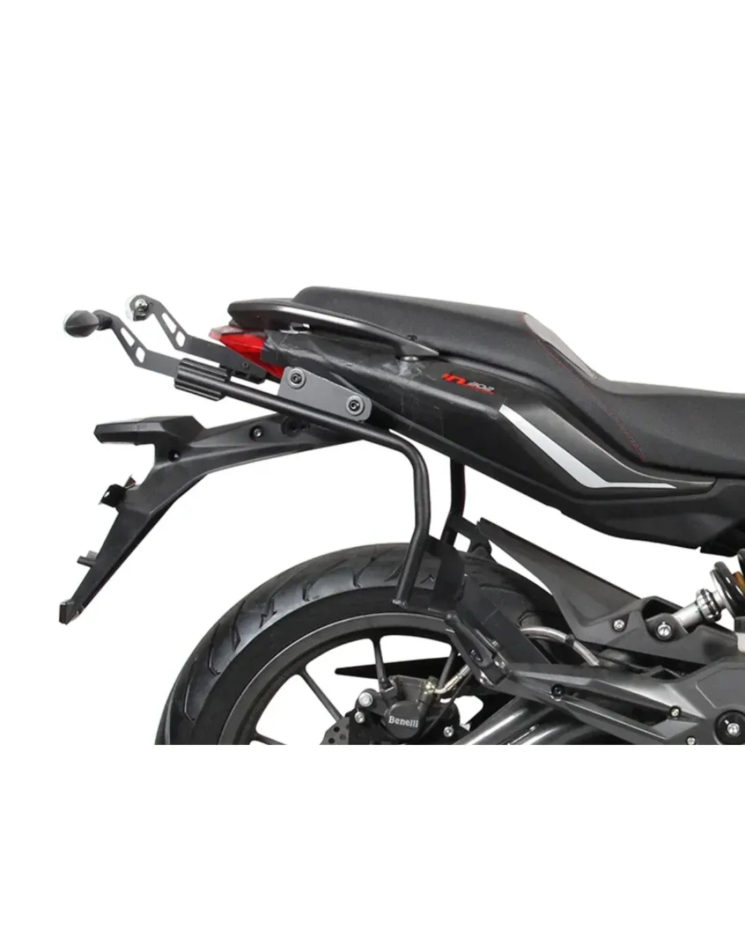 Монтажен комплект за куфари SHAD 3P SYSTEM  BENELLI BN 302 '15