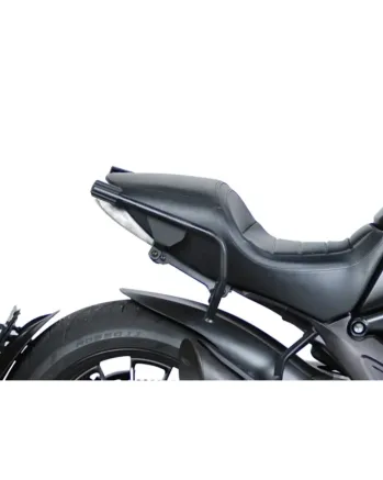 Монтажен комплект за куфари SHAD 3P SYSTEM DUCATI DIAVEL 1200 '14
