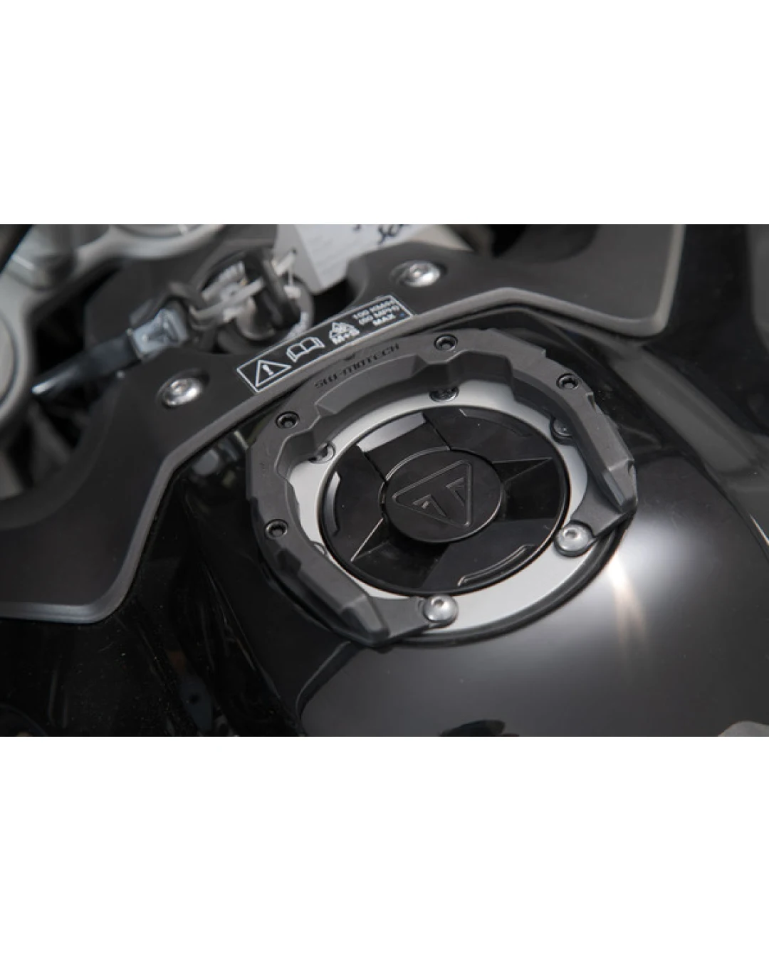Монтажен пръстен SW-MOTECH PRO TANK RING RS 125 ABS