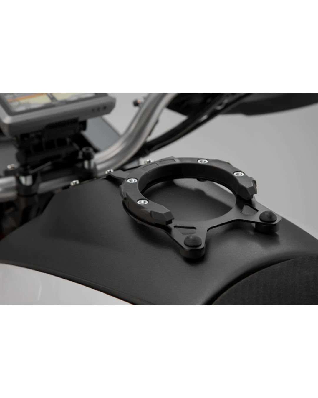 Монтажен пръстен SW-MOTECH TANK RING EVO V85 850 TT 23