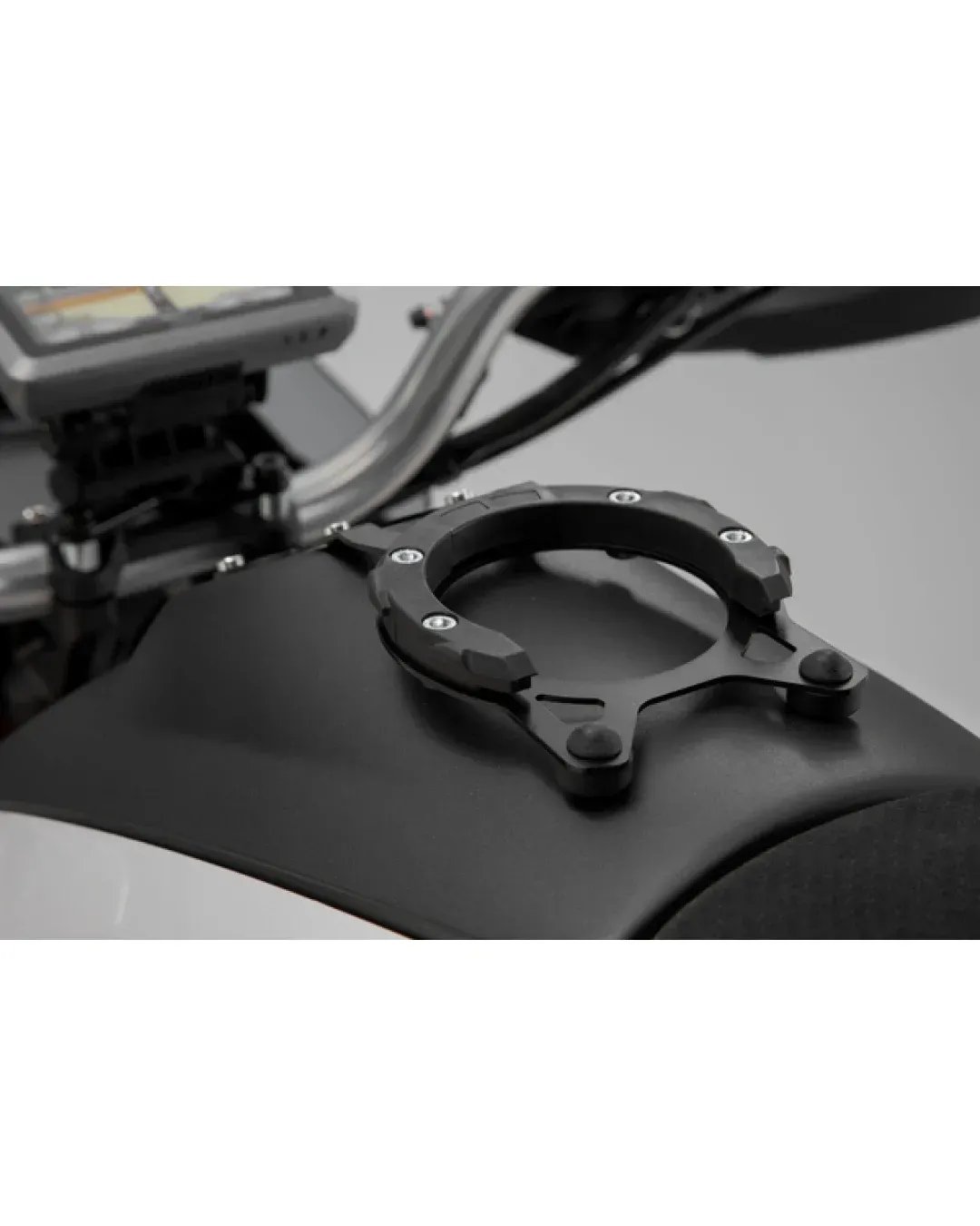 Монтажен пръстен SW-MOTECH TANK RING EVO V85 850 TT 23