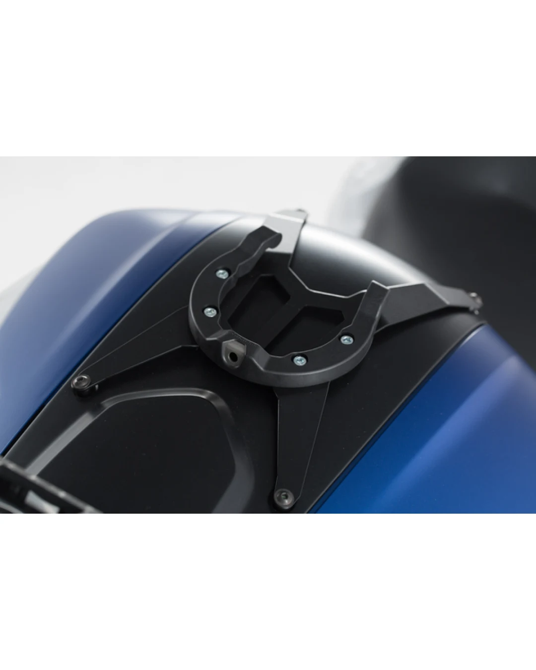 Монтажен пръстен SW-MOTECH TANK RING ION F 800 GT ABS 20